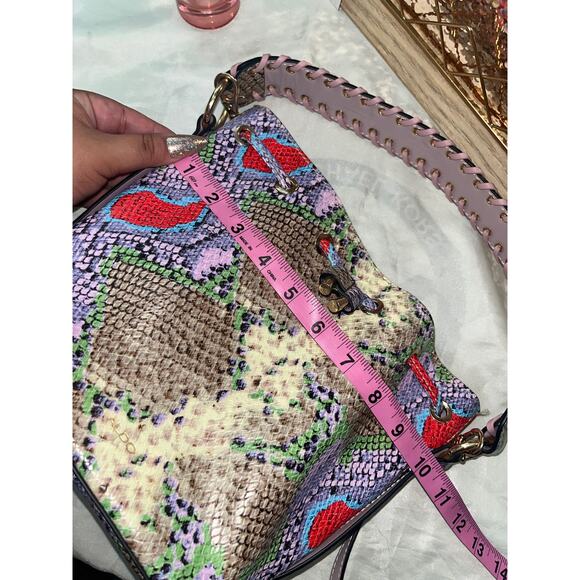🐍 Aldo Multicolor Snake Skin Bucket/Draw String Crossbody Handbag 🐍 - Picture 7 of 7